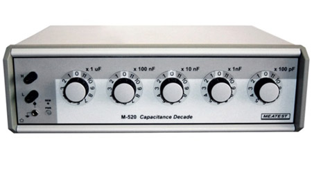 Программируемый декадный магазин ёмкостей Meatest M520 купить по низкой цене | МАКСПРОФИТ