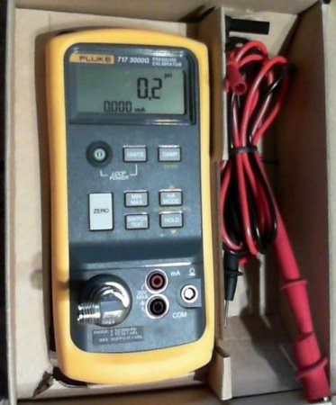 Калибратор давления Fluke 717 3000G купить по низкой цене | МАКСПРОФИТ